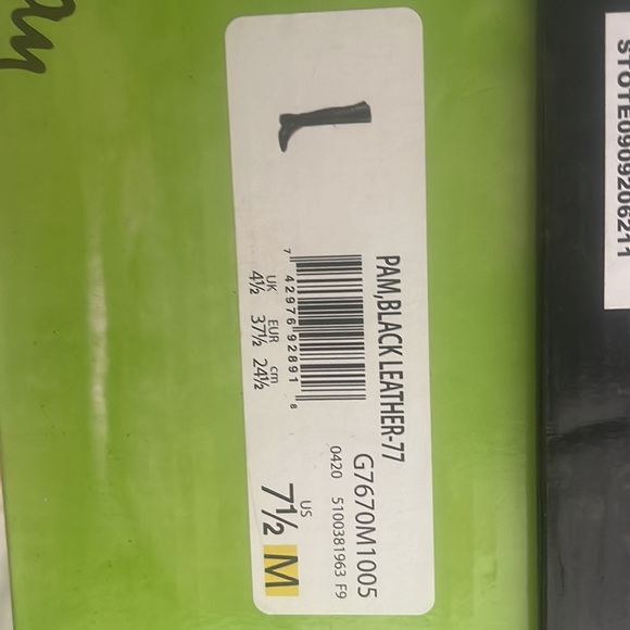 Size 7.5 leather tall boot - Picture 2 of 2